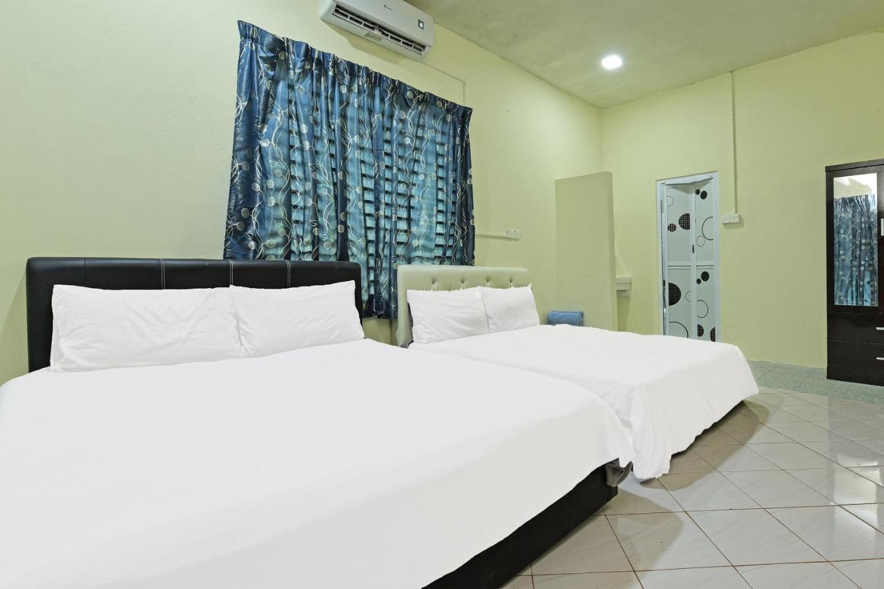 Oyo 90596 Casaria Inn Paka 외부 사진