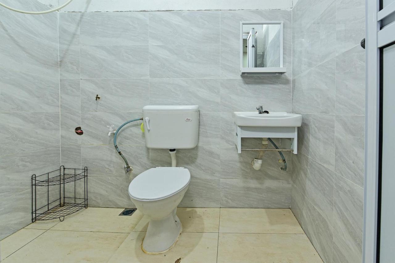 Oyo 90596 Casaria Inn Paka 외부 사진