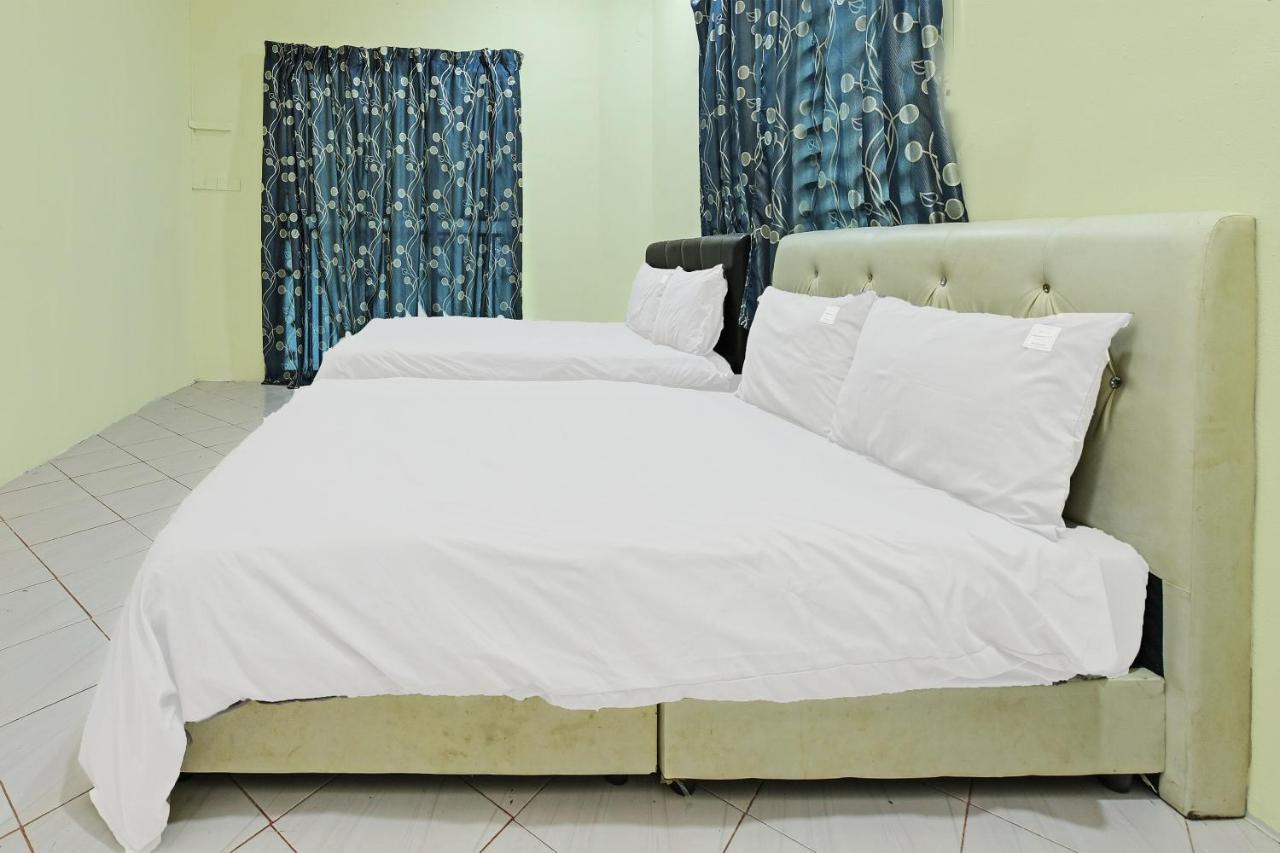 Oyo 90596 Casaria Inn Paka 외부 사진