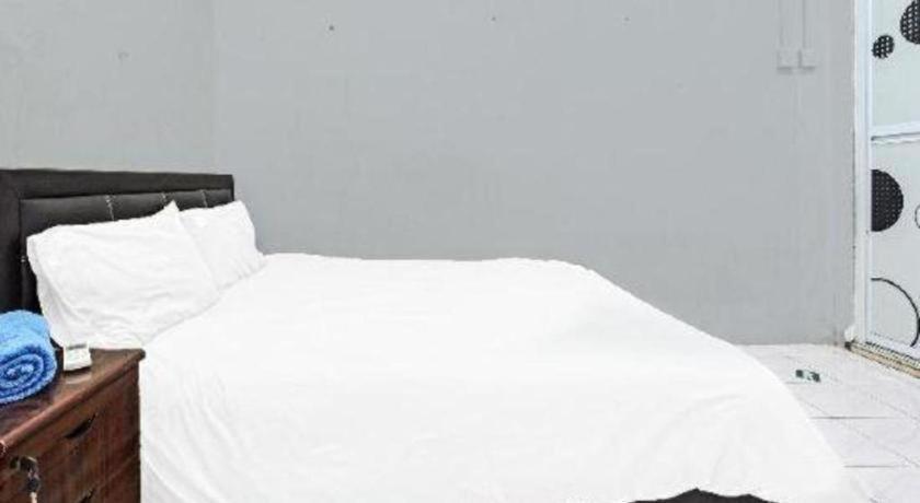 Oyo 90596 Casaria Inn Paka 외부 사진